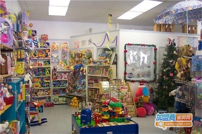 探秘千奇百怪玩具店 玩具銷(xiāo)售背后的魔法世界